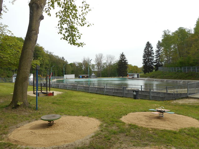 Spielplatz im Freibad, 08491 Netzschkau, Plauener Straße